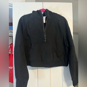 Lululemon x Peloton Crop hooded Scuba M/L EUC
